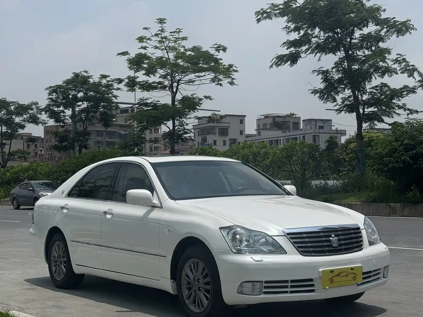 Toyota Crown 2005 Model 3.0L Royal Saloon фото 6