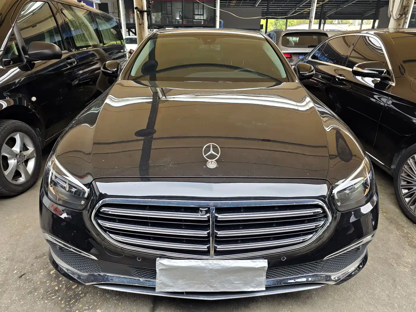 MERCEDES-BENZ E CLASS