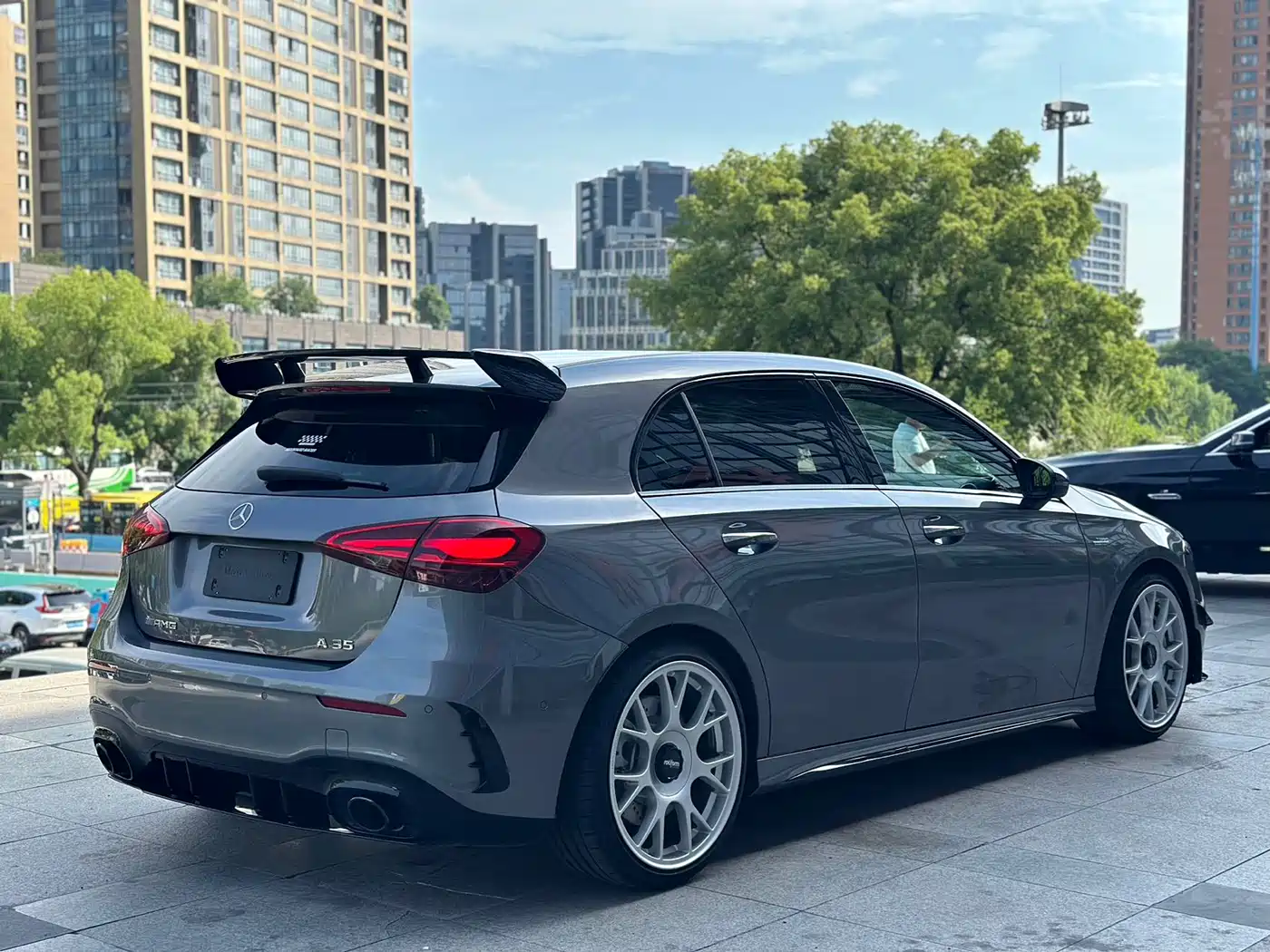 Mercedes-Benz A-Class AMG (Import) 2025 AMG A 35 4MATIC фото 7