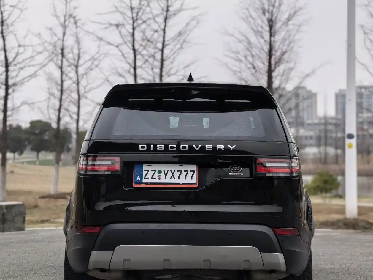 Land Rover Discovery 2017 3.0 SC V6 HSE фото 19