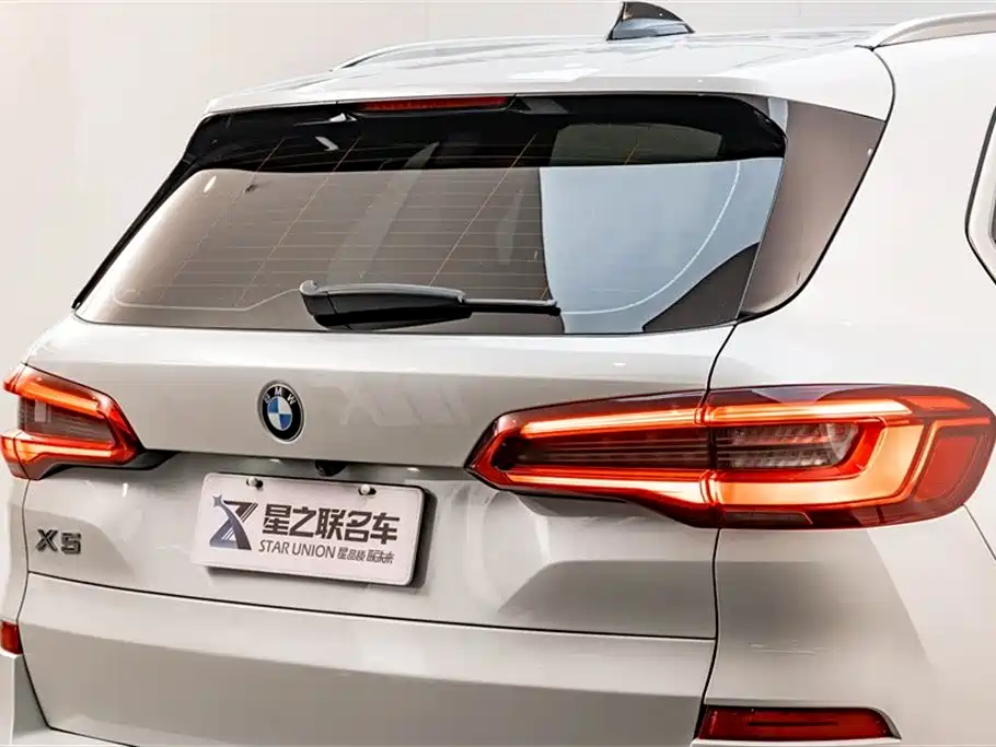 BMW X5 (Import) 2019 xDrive30i M Sport Package фото 9