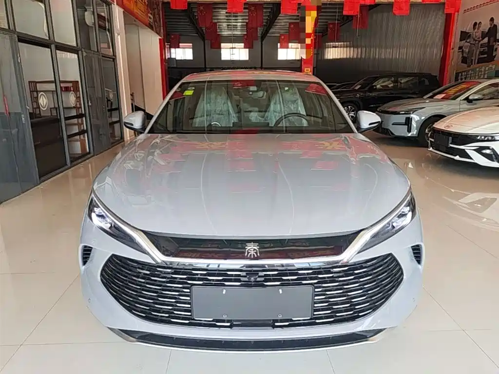 BYD Qin L 2026 DM-i 128KM Progressive фото 3