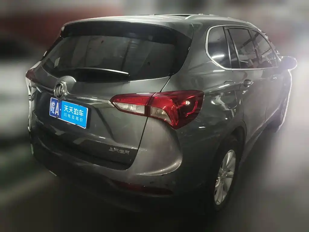 Фото 2 - Buick Envision Plus