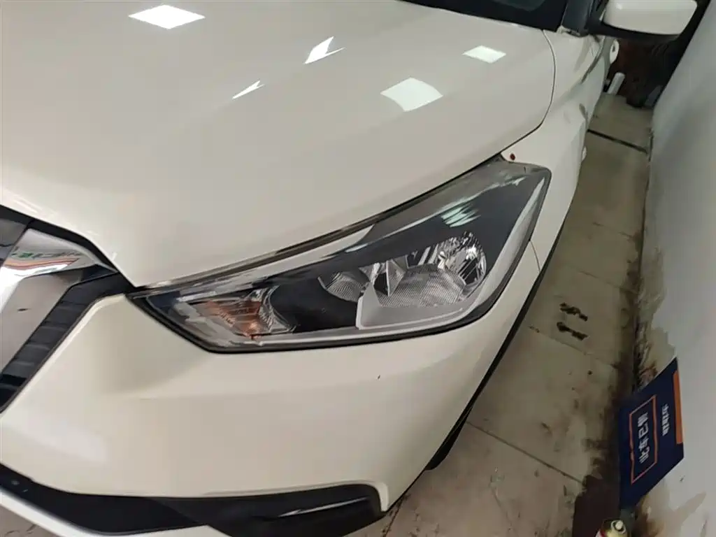 Nissan Kicks 2018 2017 1.5L CVT Cool Edition