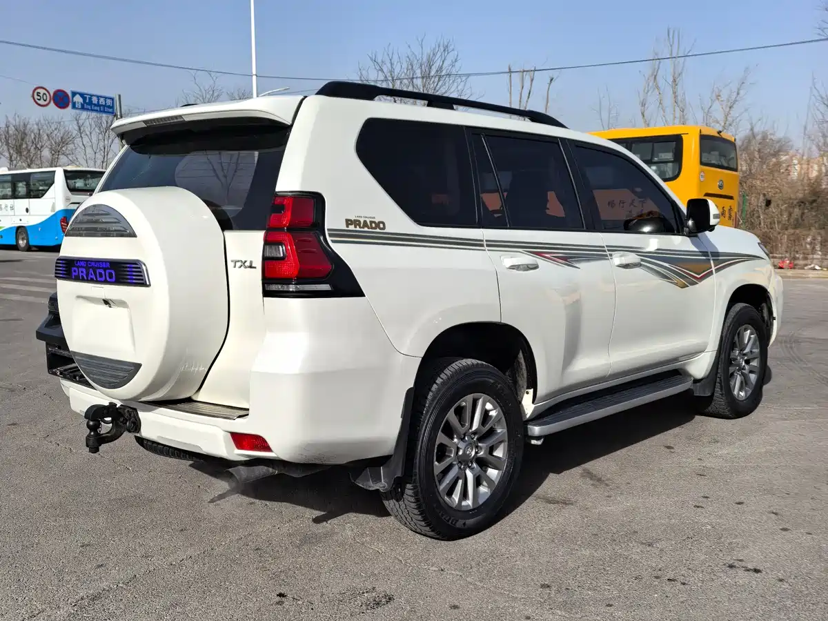 Toyota Prado 2018 3.5L Auto TX-L фото 11