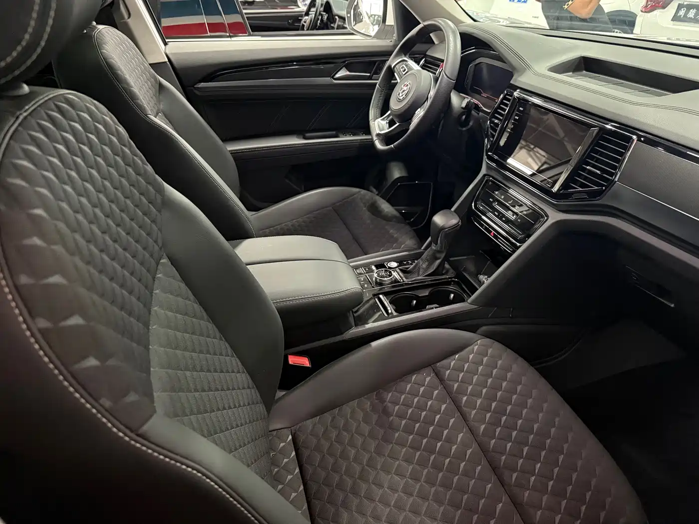 Volkswagen Teramont 2019 Teramont X 380TSI 4WD Luxury Edition фото 6