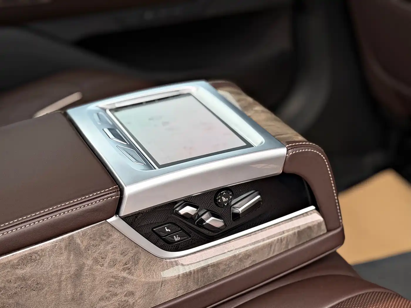 Photo 13 - BMW 7 Series