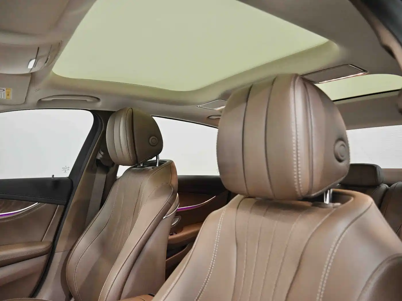 Mercedes-Benz E-Class 2022 E 300 L Fashion фото 22