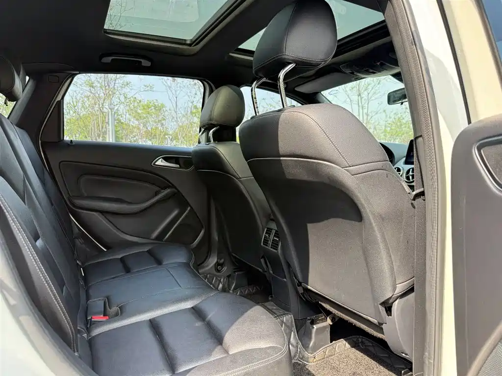 Mercedes-Benz B-Class 2017 B 200 Style фото 10