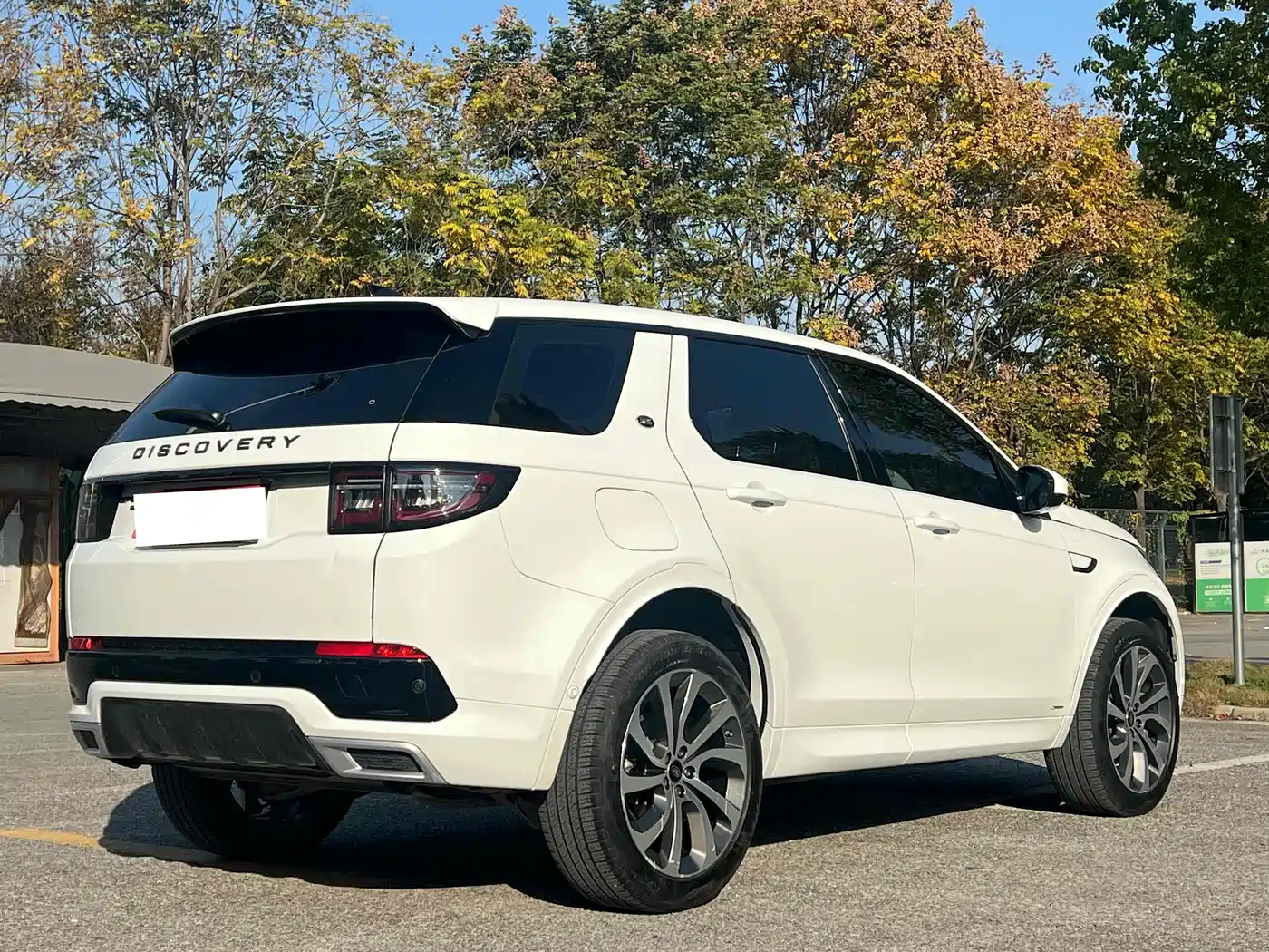 Land Rover Discovery Sport 2022 Model 249PS R-Dynamic S Performance Edition 5-Seater фото 16