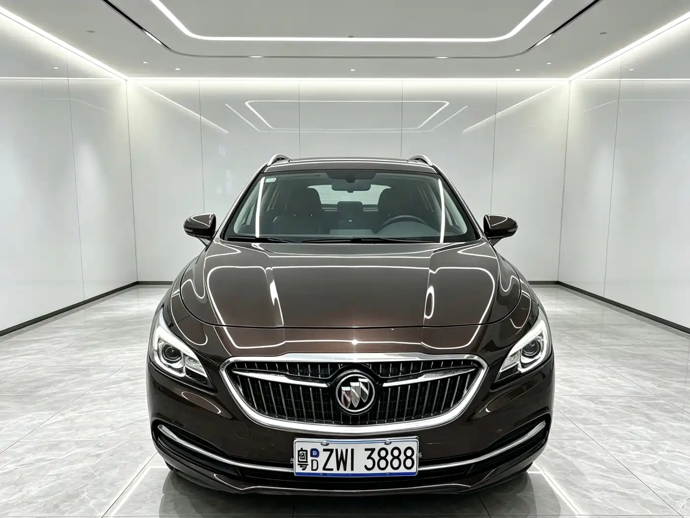 Фото 1 - Buick LaCrosse