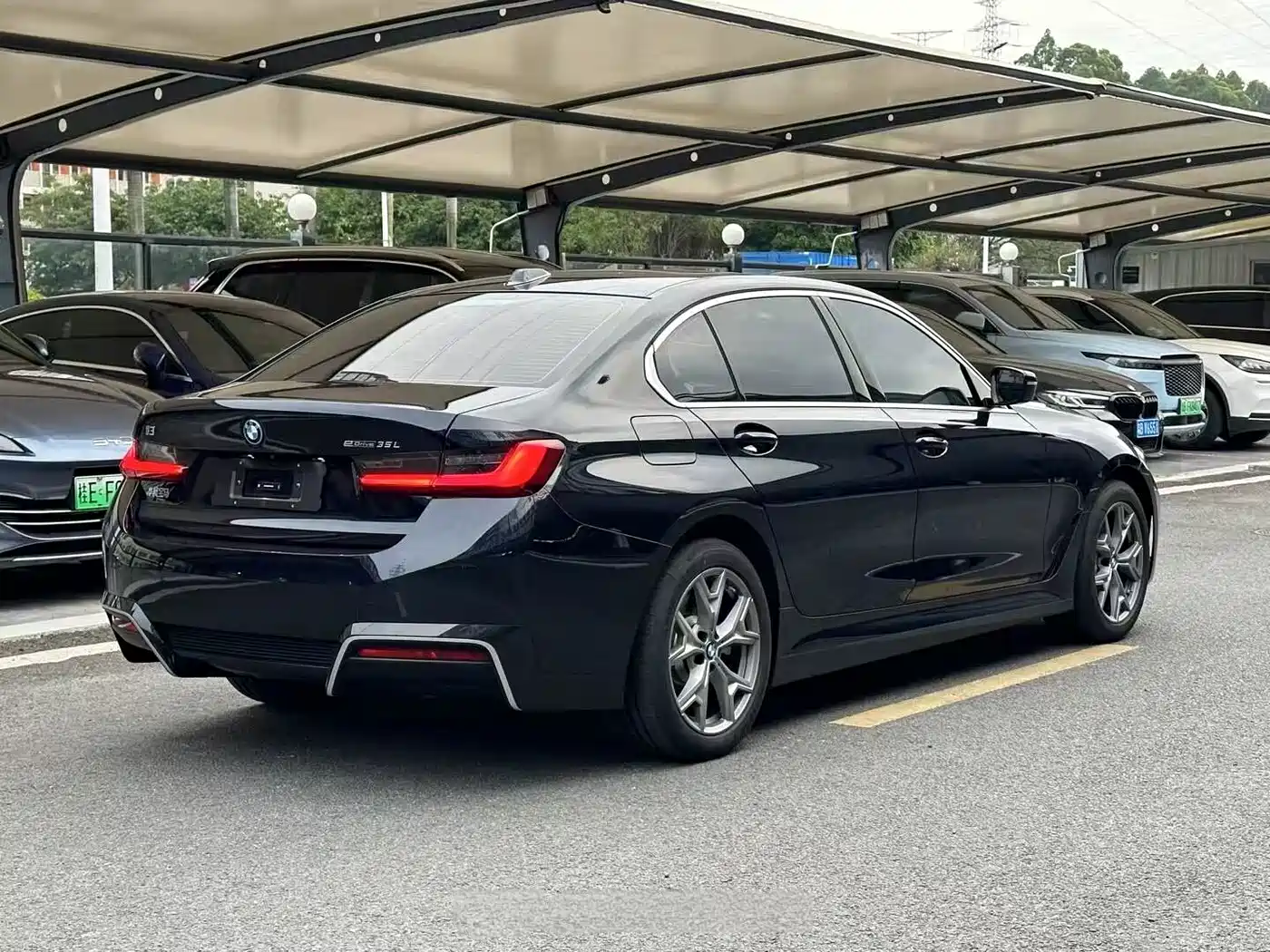 BMW i3 2025 eDrive 35 L фото 9