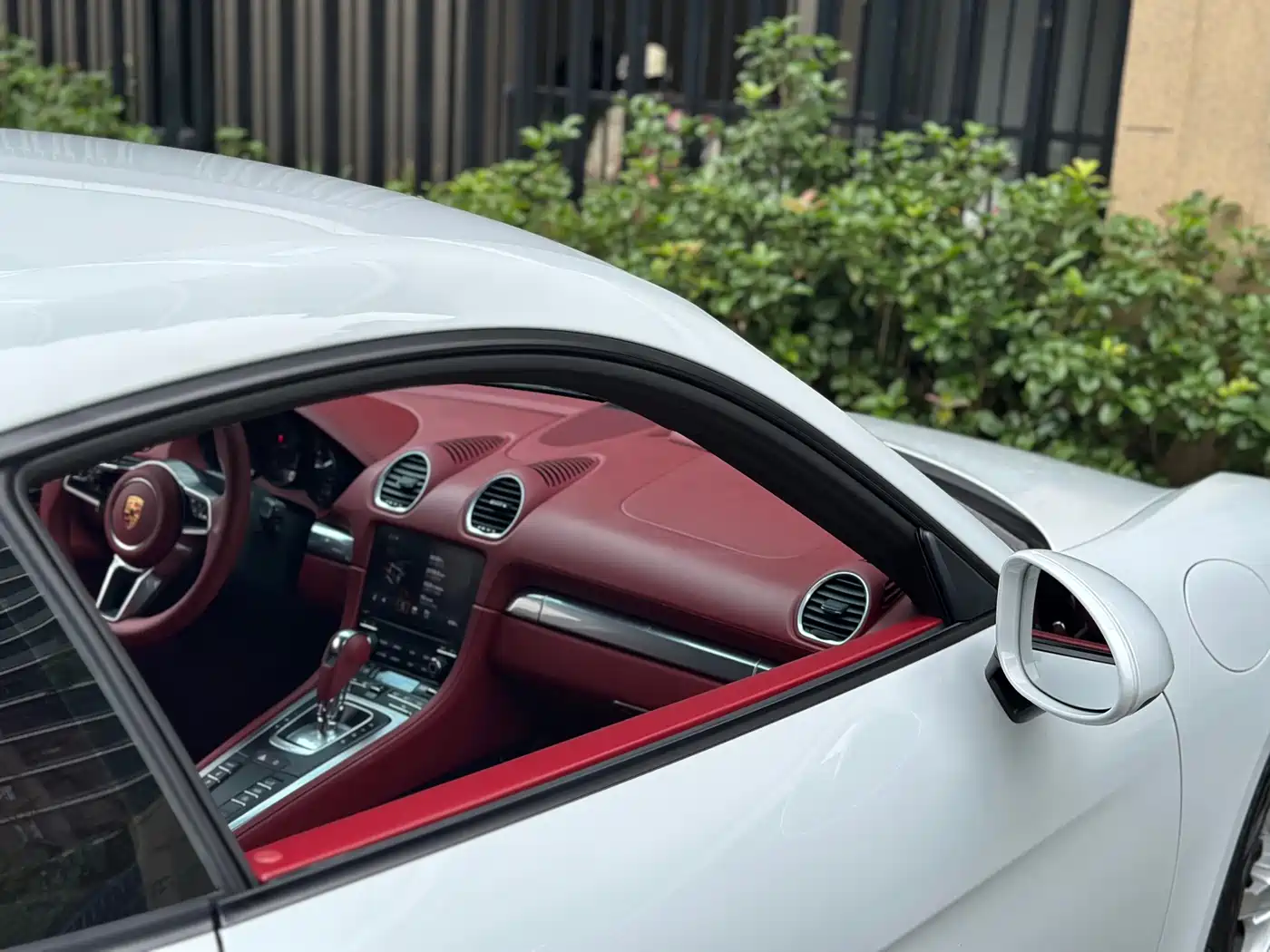 Porsche 718 2018 Cayman 2.0T фото 13