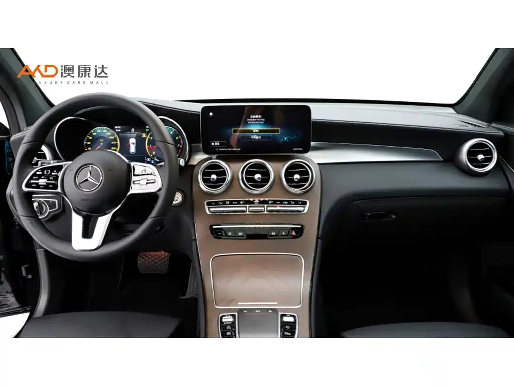 Mercedes-Benz GLC 2022 Facelift GLC 300 L 4MATIC Dynamic Collector's Edition фото 5