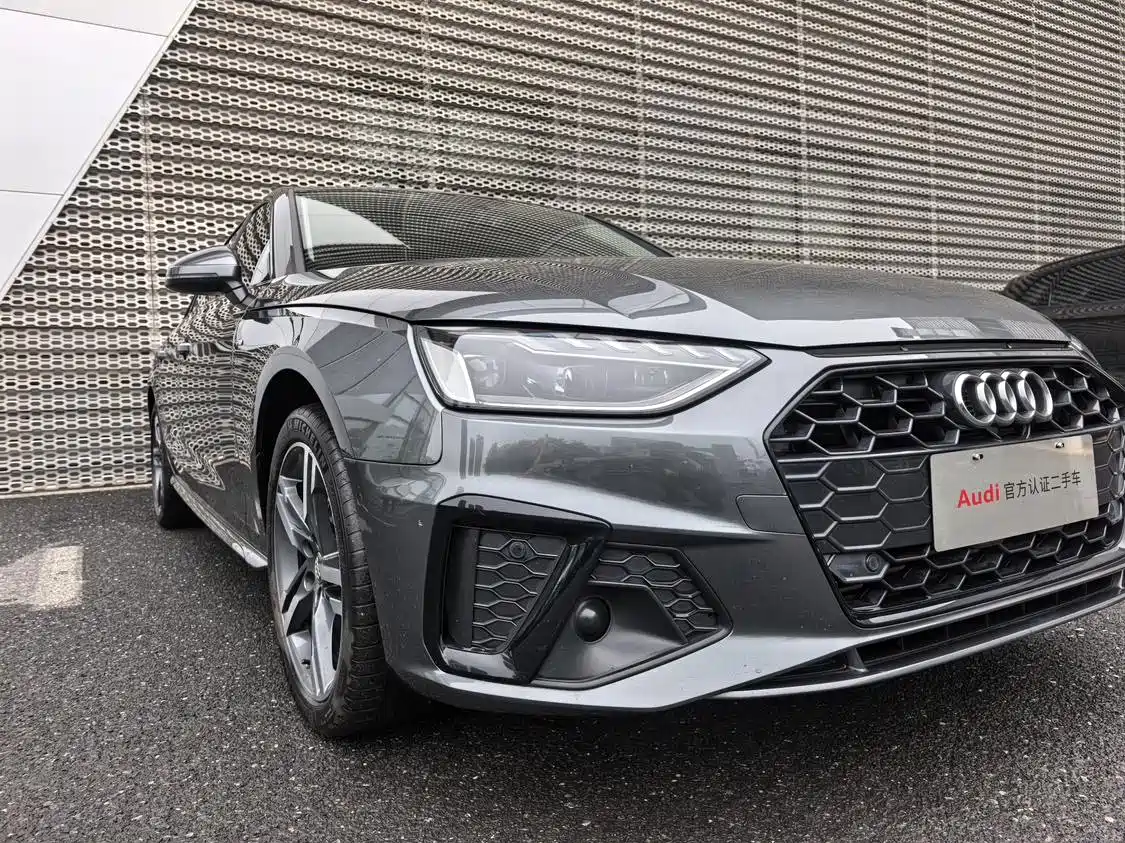 Audi A4L 2020 40 TFSI Luxury Dynamic фото 16