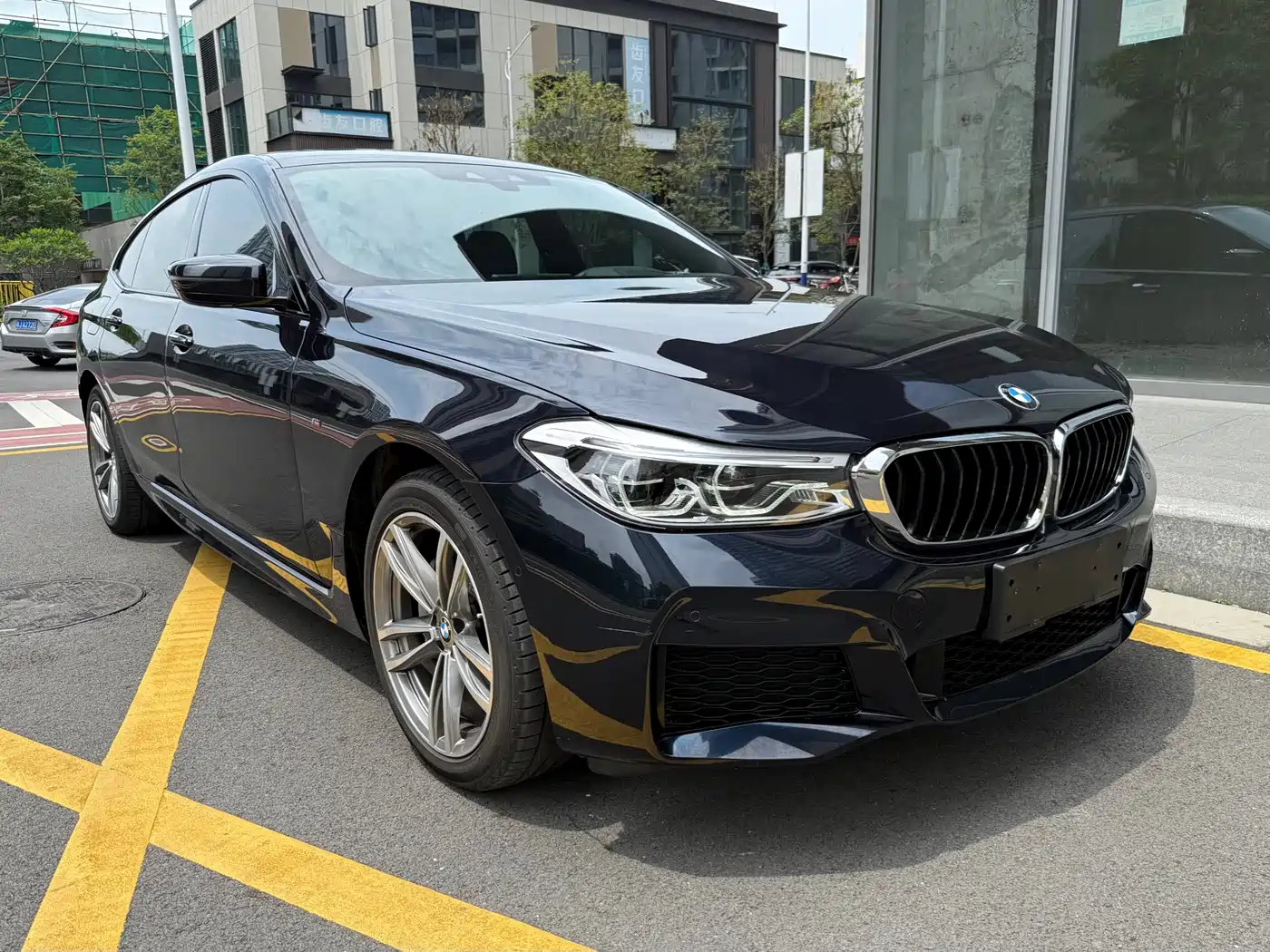 BMW 6 Series GT 2018 630i M Sport Package фото 6