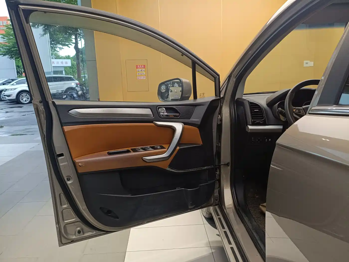 JAC Motors Refine S3 2015 2015 1.5L Manual Luxury Smart Premium Edition