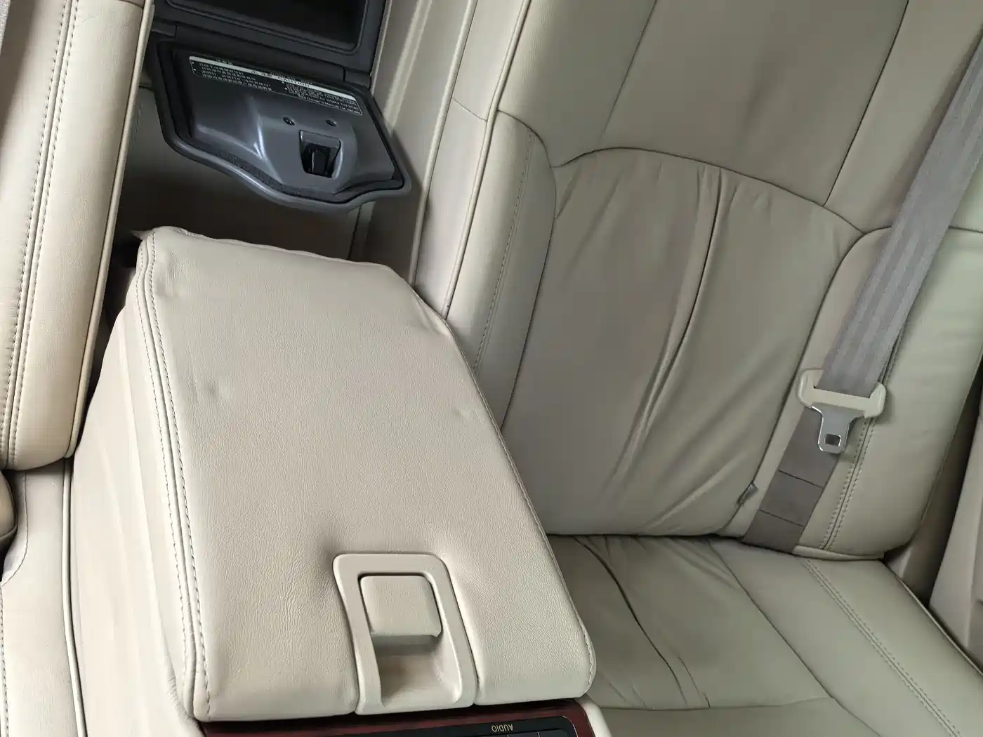 Hongqi Hongqi盛世 2007 HQ300 Government Edition фото 12