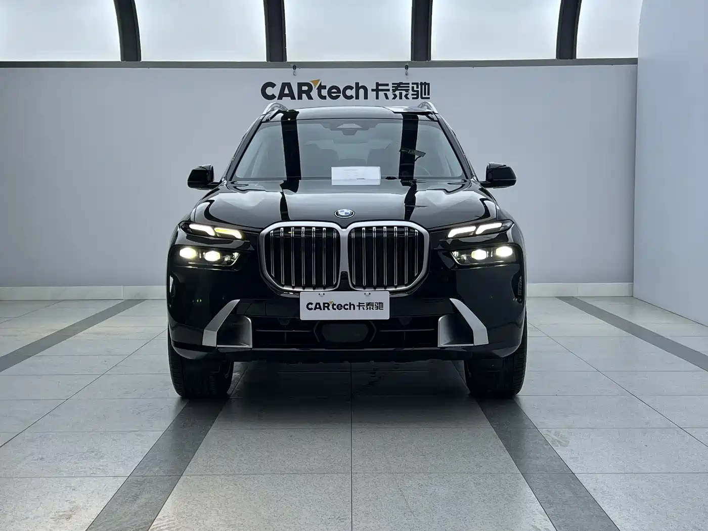 BMW X7 2024 xDrive40i Leading Luxury Package фото 3