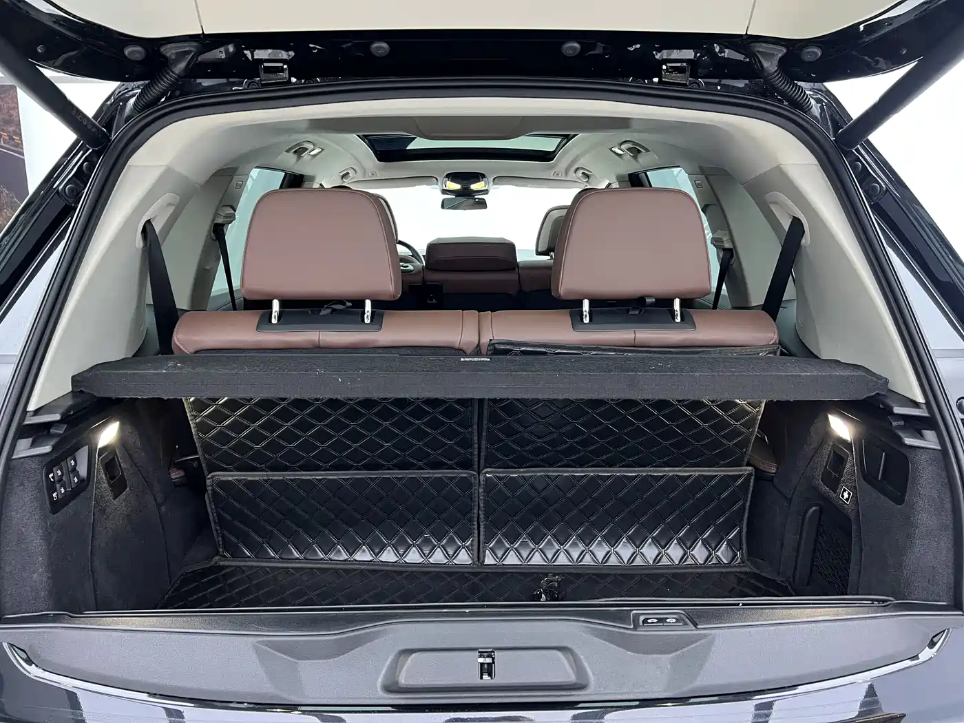 BMW X7 2024 xDrive40i Leading Luxury Package фото 29
