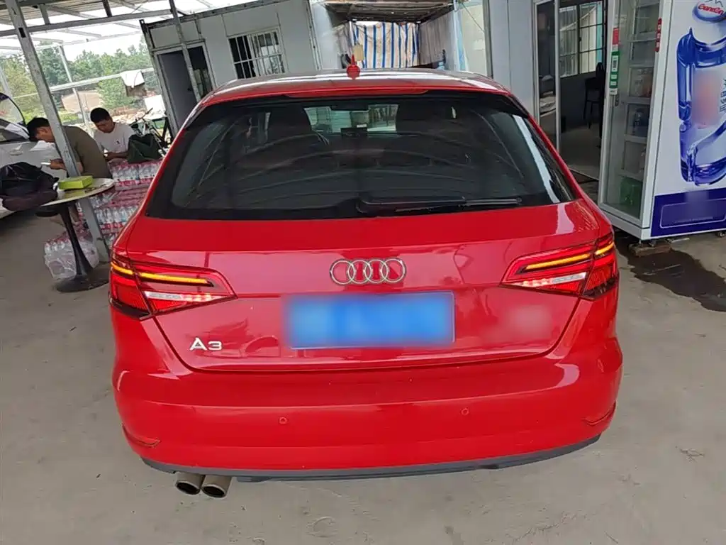 Audi A3 2018 30th Anniversary Sportback 35 TFSI Progressive фото 6
