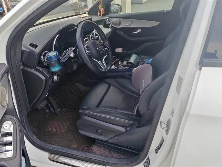 Mercedes-Benz GLC Coupe 2020 GLC 260 4MATIC Coupe SUV фото 9