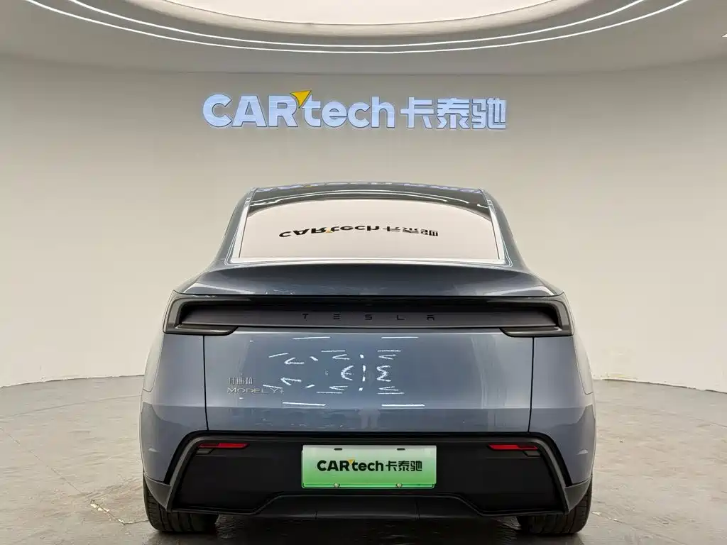 Tesla Model Y 2026 2026 Long Range Rear-Wheel Drive