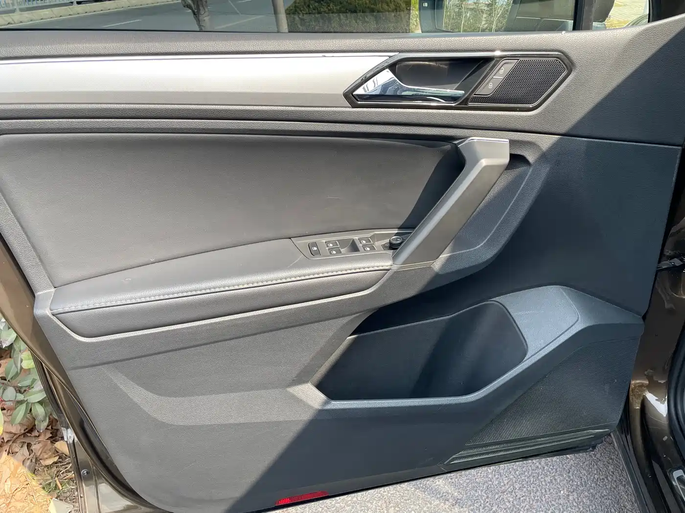 Volkswagen Tiguan L 2018 Facelift 330TSI Automatic 2WD Luxury Edition фото 14