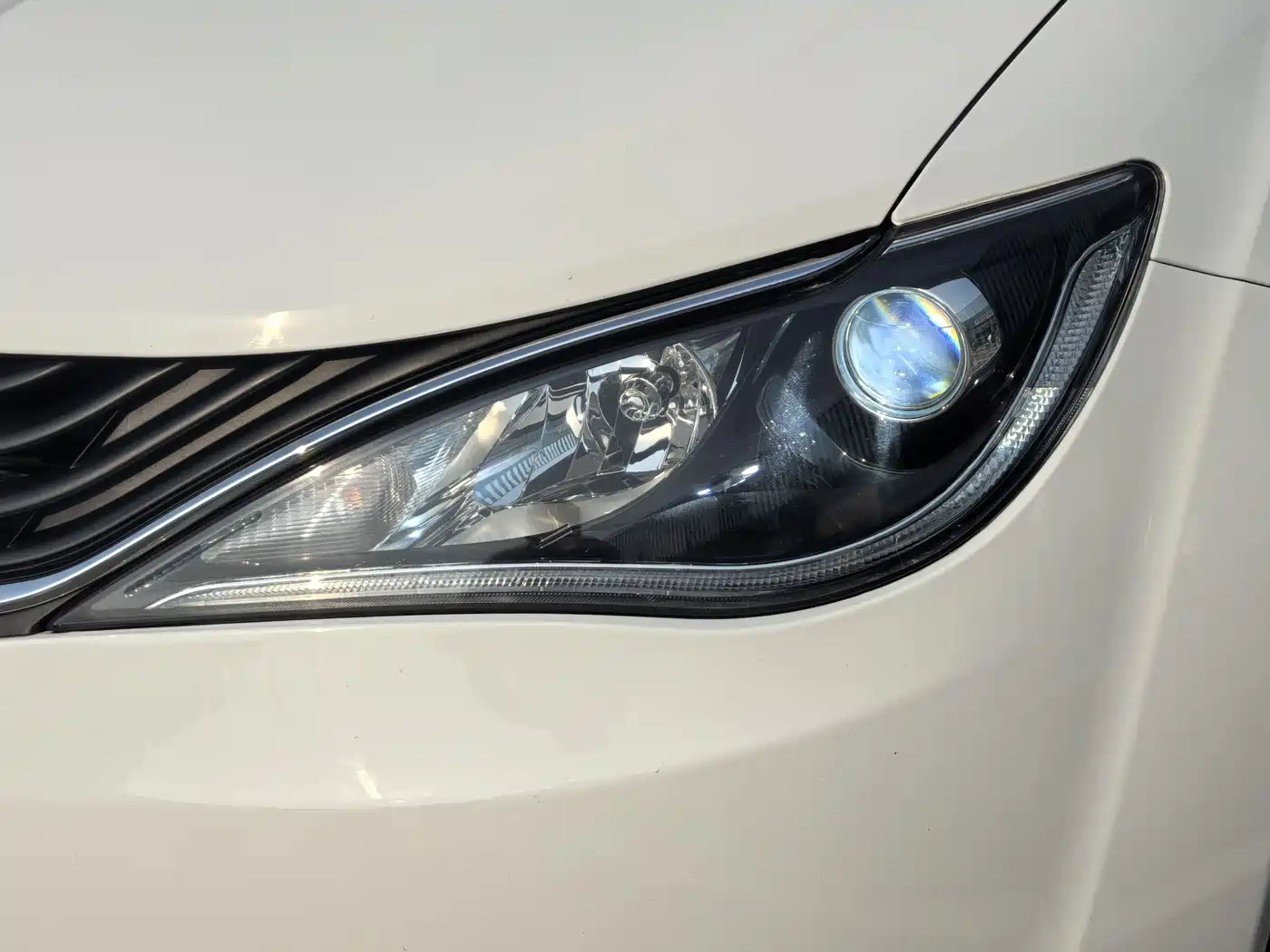 Chrysler Grand Caravan PHEV (Import) 2019 2018 3.6L Plug-in Hybrid
