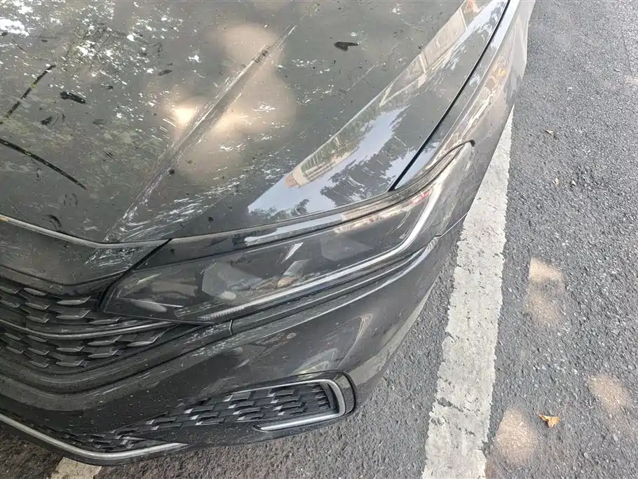 Volkswagen Passat 2025 Outstanding 330TSI Starlight Elite Edition фото 5