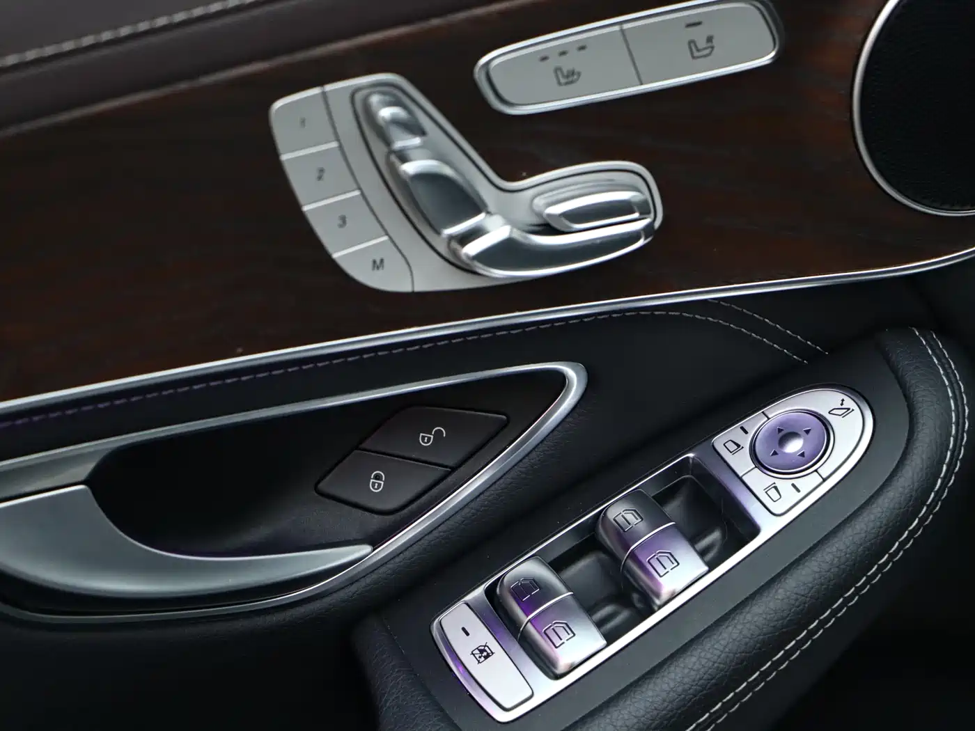 Mercedes-Benz GLC 2020 GLC 300 L 4MATIC Dynamic фото 7