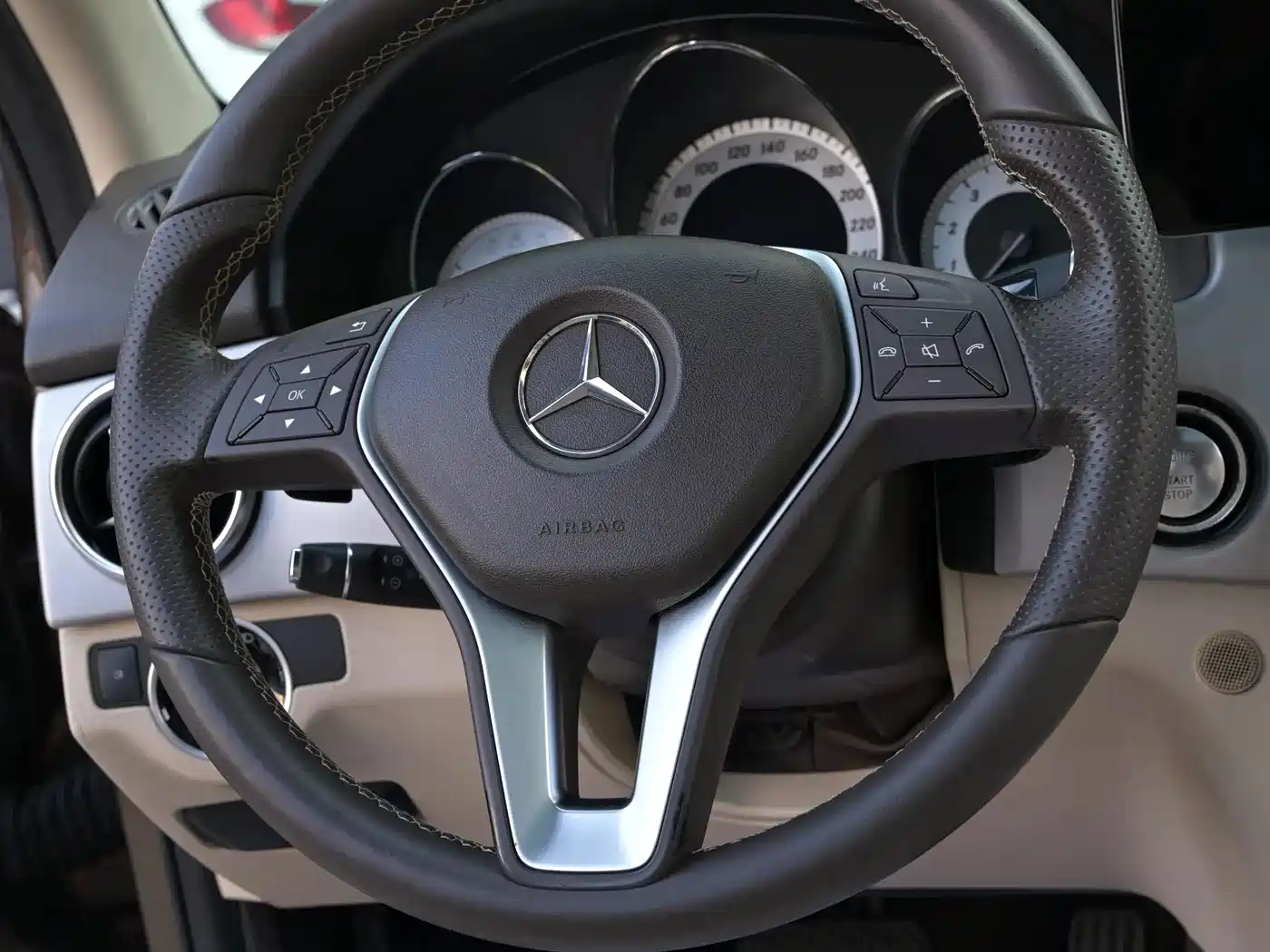 Mercedes-Benz GLK-Class 2013 GLK 300 4MATIC Dynamic Sunroof фото 10