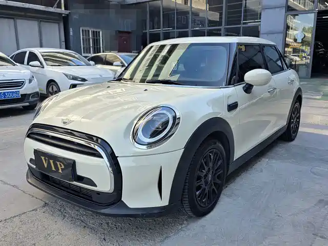 MINI 2022