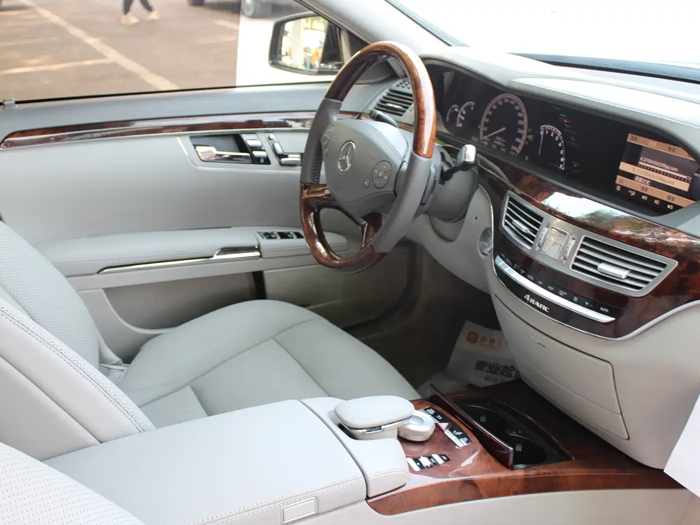 Mercedes-Benz S-Class 2010 S 350 L 4MATIC фото 12