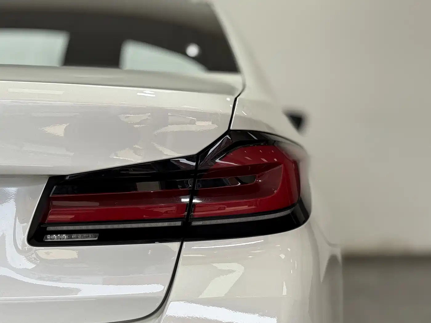 BMW 5 Series 2022 525Li M Sport Package фото 15