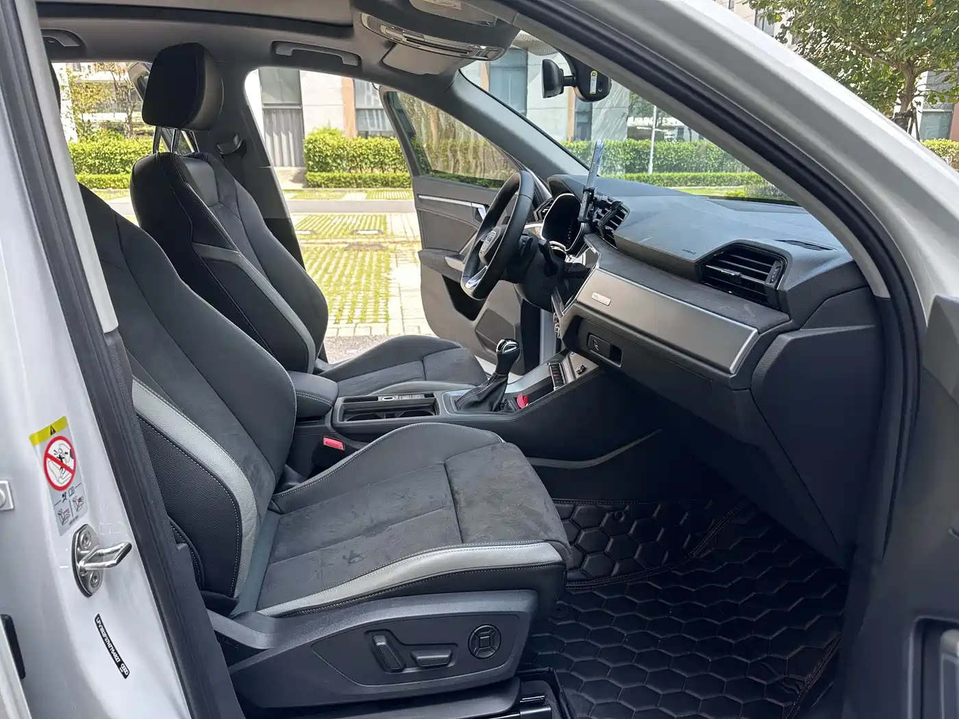 Audi Q3 2023 40 TFSI Fashion Dynamic фото 10