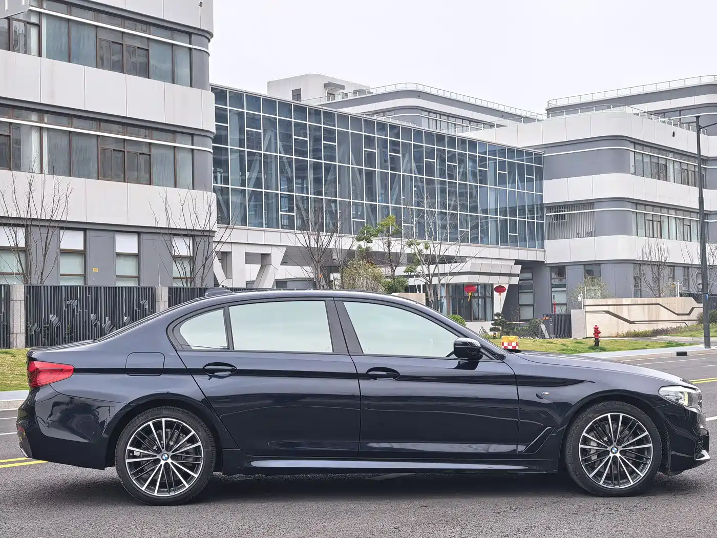 BMW 5 Series 2019 Facelift 530Li Leading M Sport Package фото 9