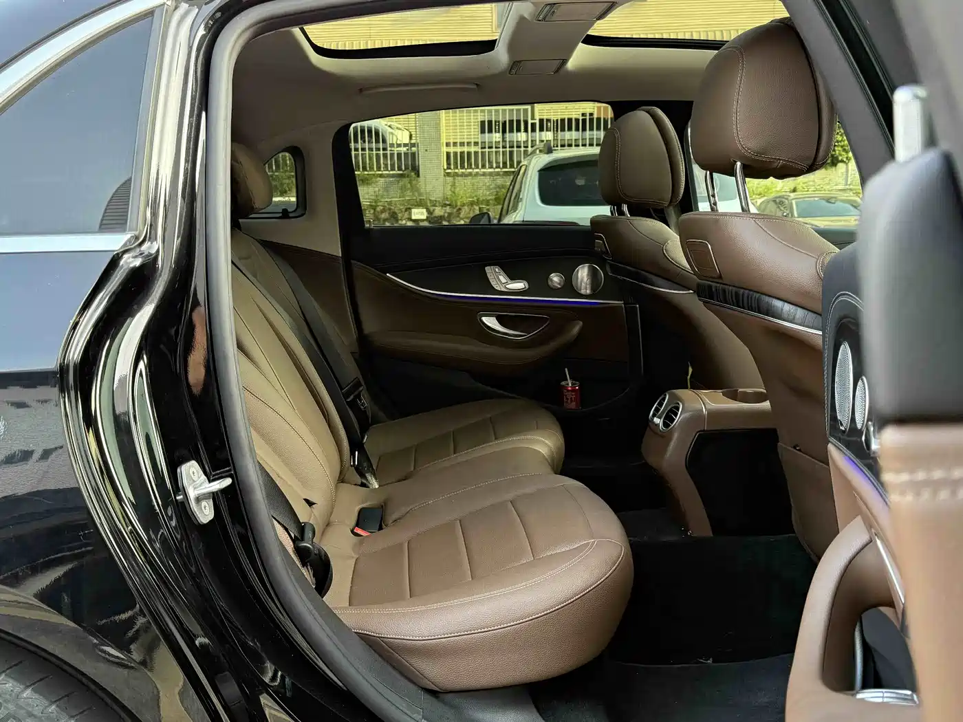 Mercedes-Benz E-Class 2020 Facelift E 300 L Sport Exclusive фото 17