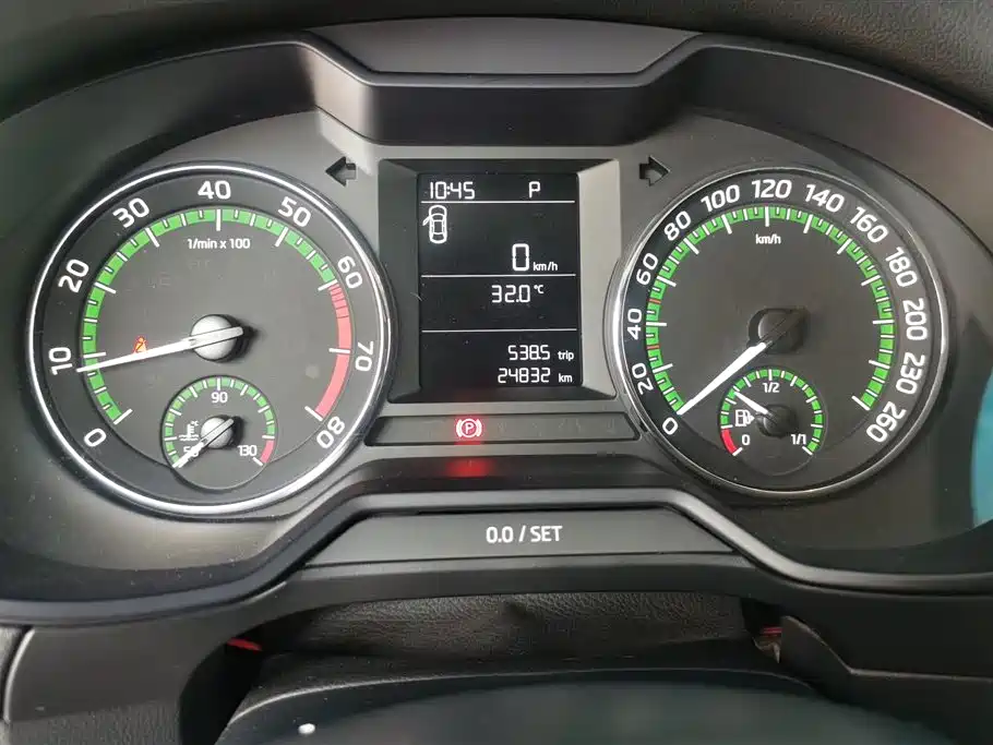 Škoda Octavia 2019 1.5L Auto Comfort Edition фото 14