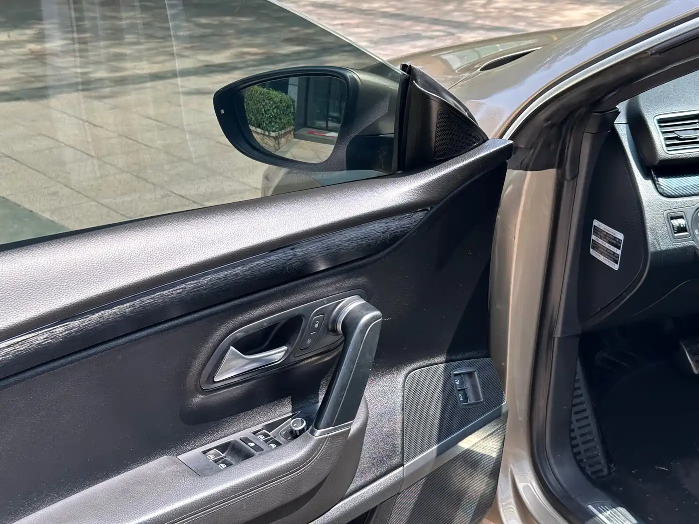 Volkswagen FAW-Volkswagen CC 2015 1.8TSI Luxury фото 11