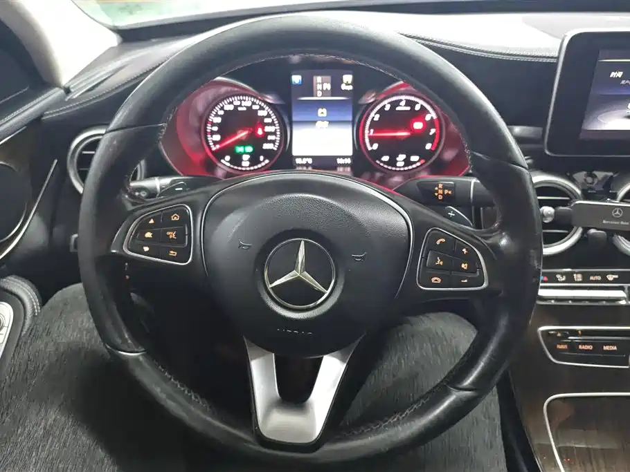 Mercedes-Benz C-Class 2016 C 180 L фото 15