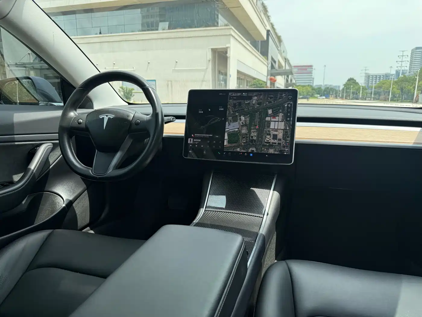 Tesla Model 3 (Import) 2019 2019 Long Range RWD Version