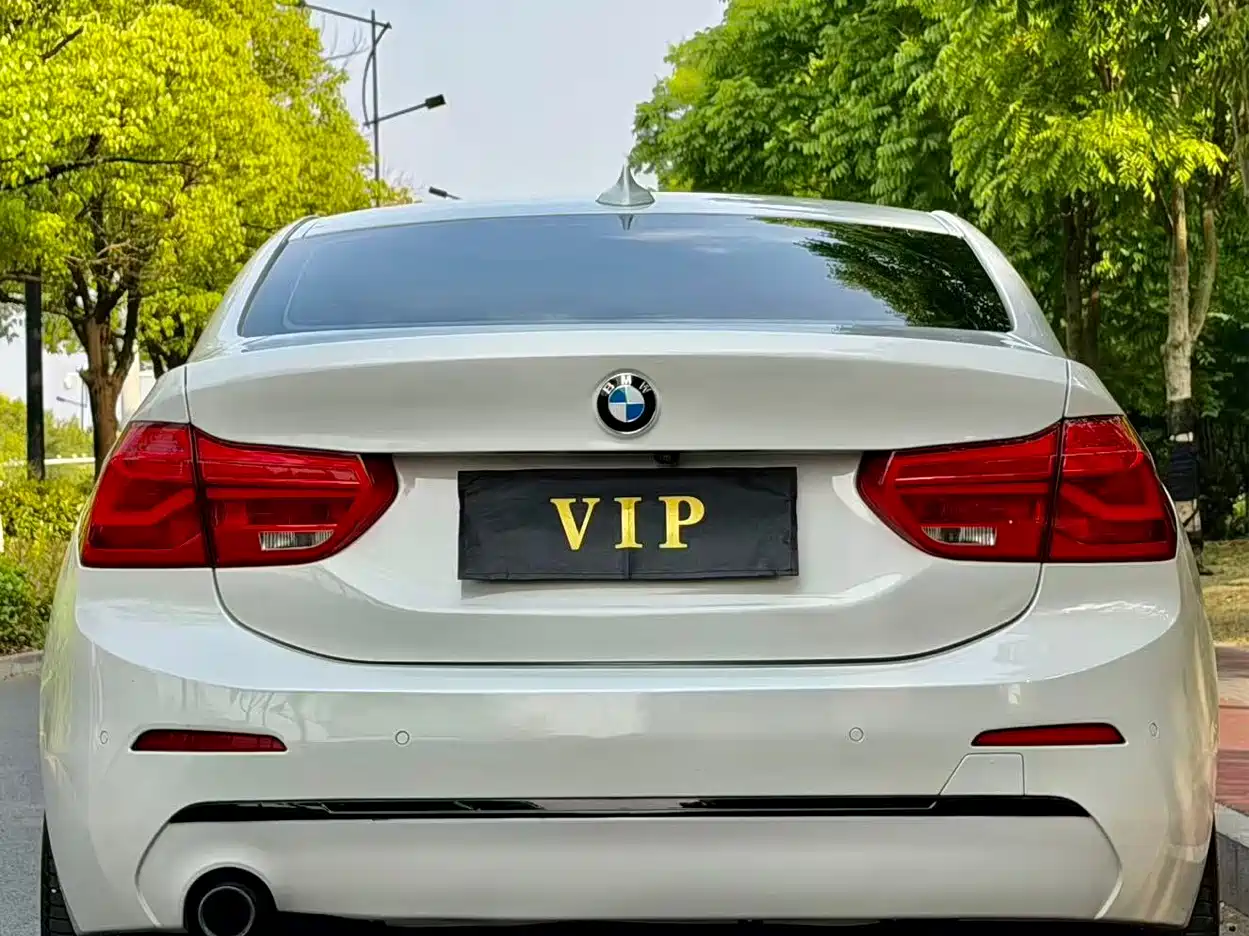 BMW 1 Series 2019 118i M Sport Package фото 9