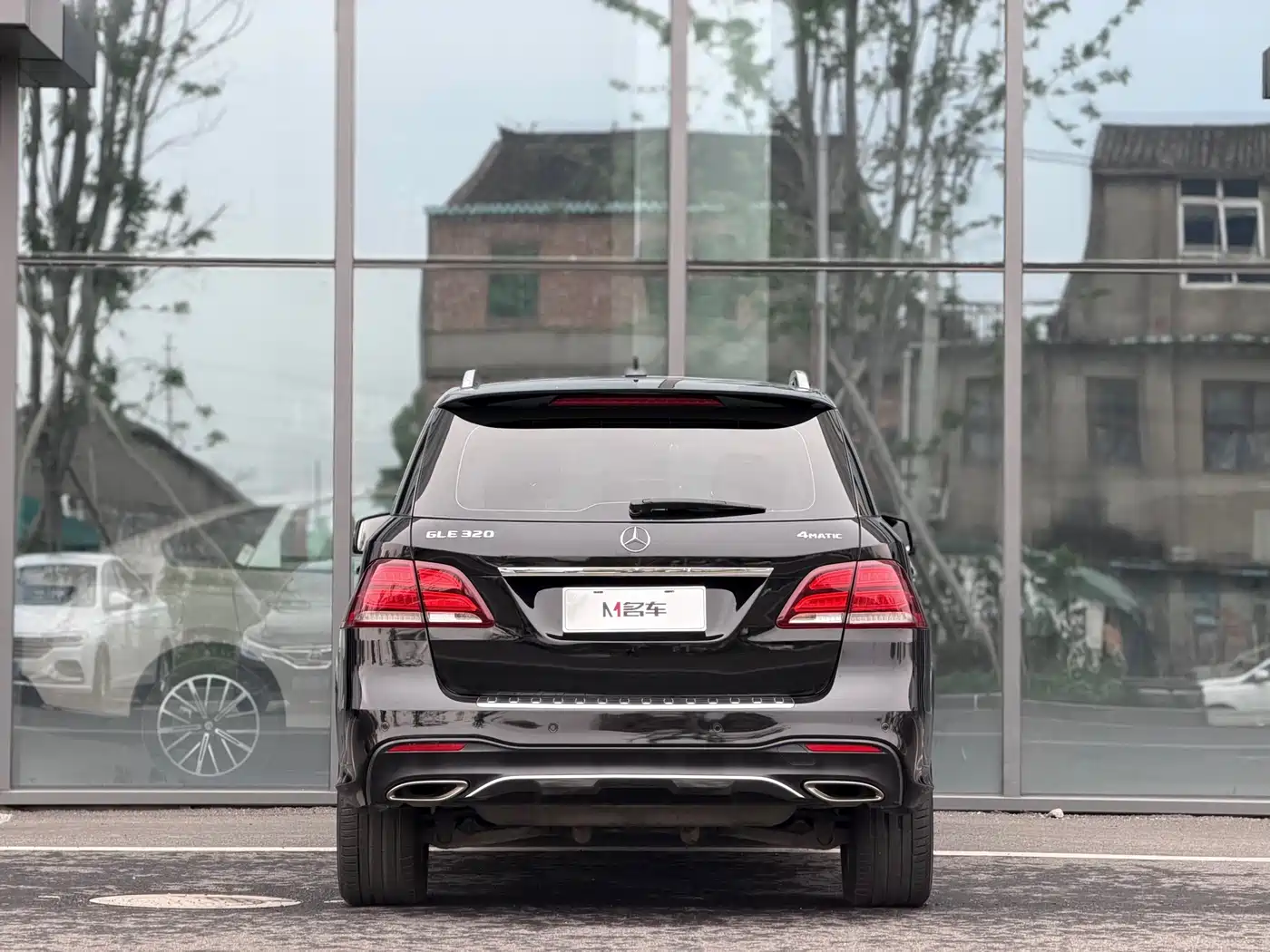 Mercedes-Benz GLE 2018 GLE 320 4MATIC Dynamic Ultimate Edition фото 4