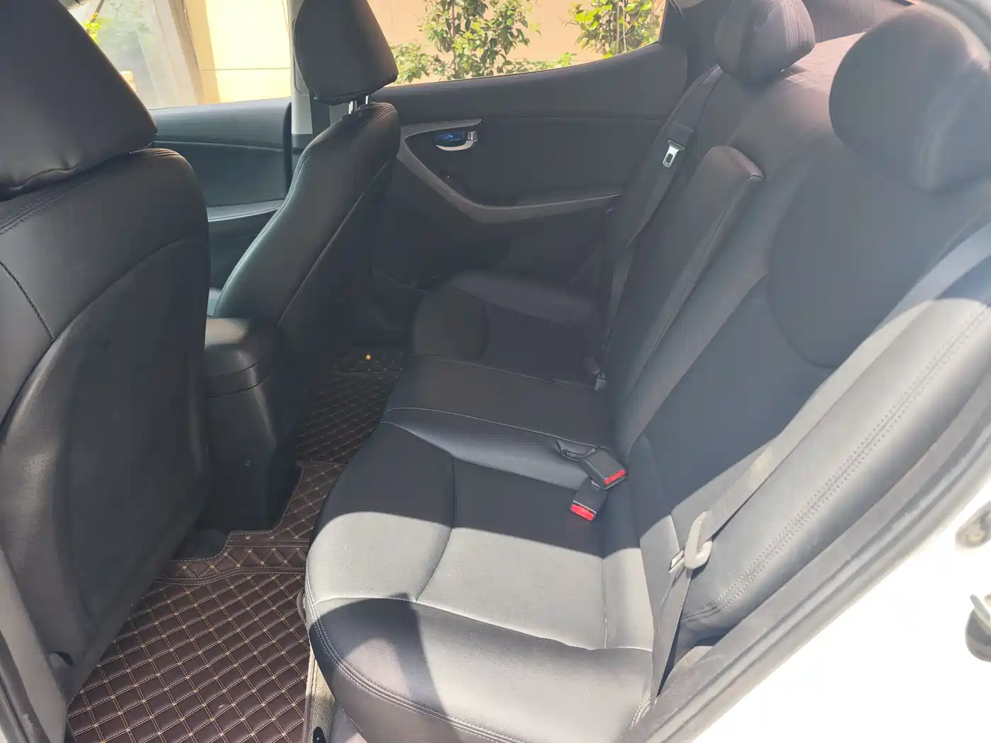 Hyundai Langdong 2015 1.6L Auto Premium фото 12