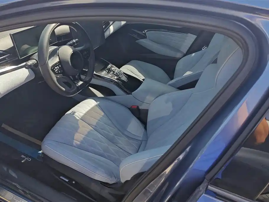 BYD Seal 2024 Glory Edition 550km Elite фото 9