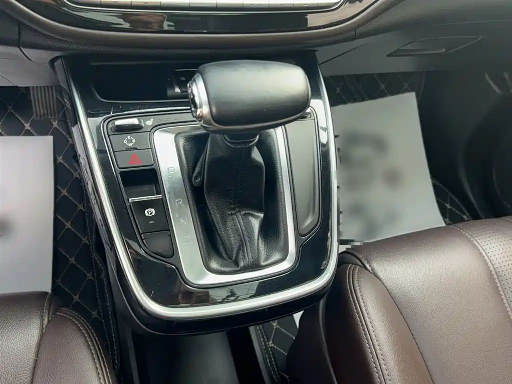 GAC Trumpchi Trumpchi M6 2019 270T Automatic Premium Edition (7-Seater) China V фото 7