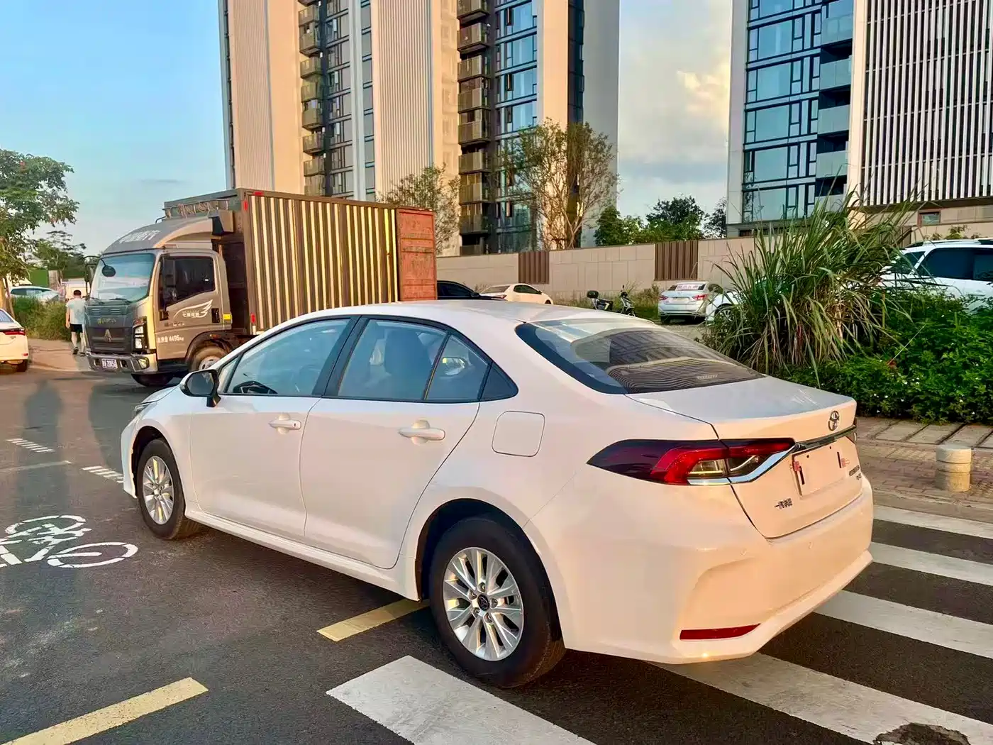 Toyota Corolla 2023 1.2T Pioneer Edition фото 7