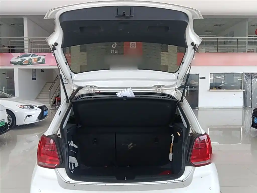 Volkswagen Polo 2018 1.5L Auto Comfort фото 19