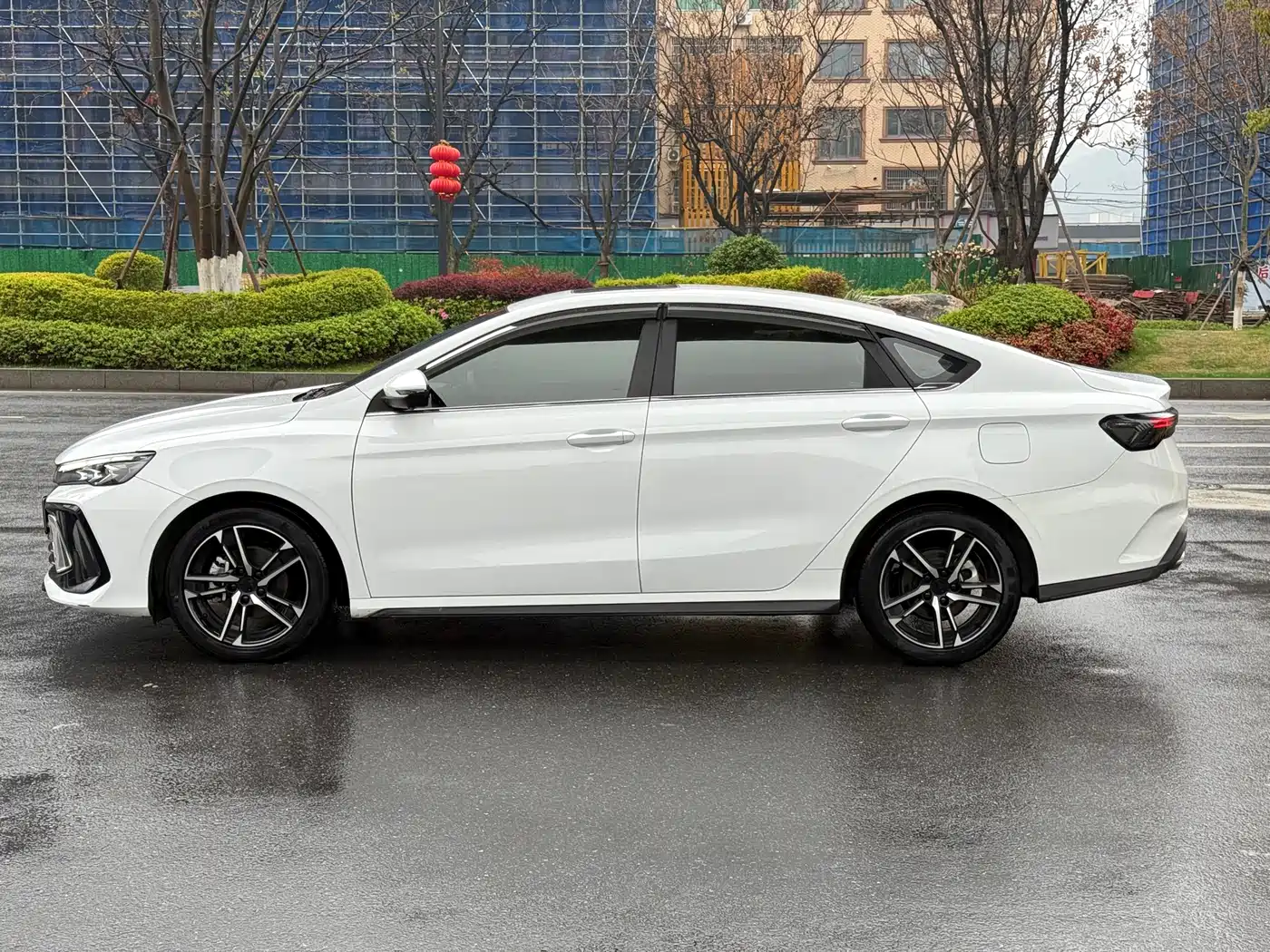 GEELY AUTOMOBILE BINRUI